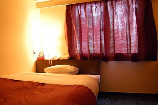 Hiroshima Ekimae Green Hotel חדר תמונה