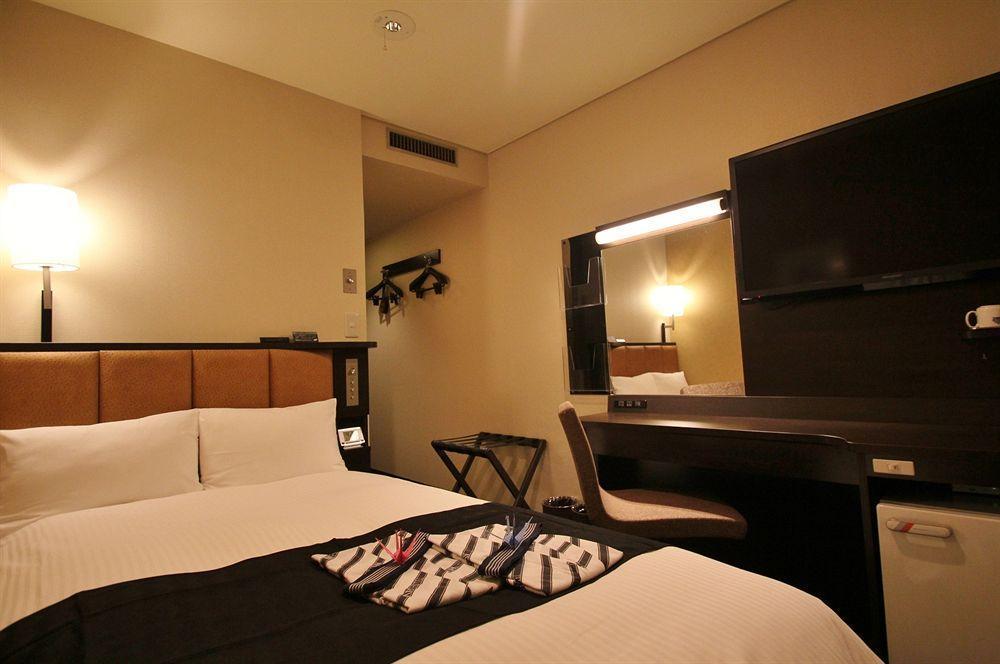 Hiroshima Ekimae Green Hotel מראה חיצוני תמונה