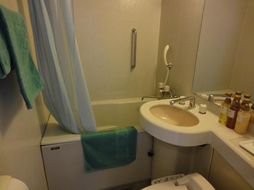 Hiroshima Ekimae Green Hotel חדר תמונה